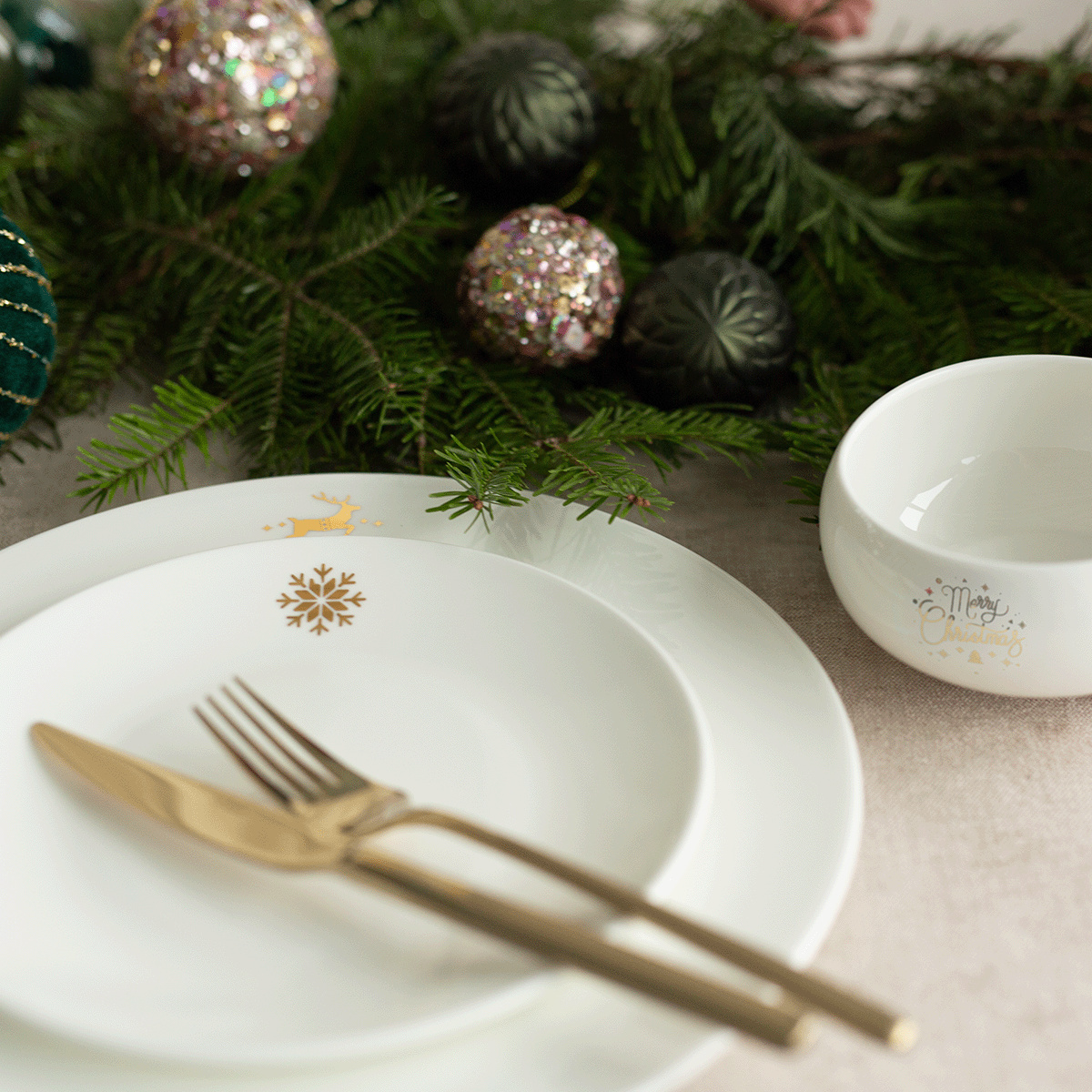 Desertni krožnik 20, 5 cm - Premium Platinum Line Merry Christmas
