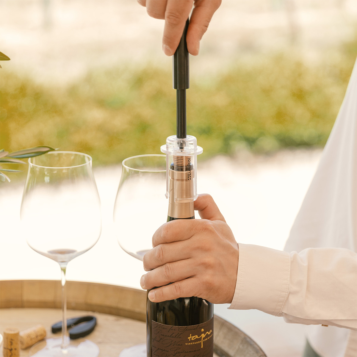Tlačni odpirač za vino | Lunasol