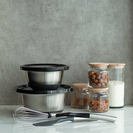 Komplet posod za mešanje s pokrovom 4 kosi – Basic Kitchen