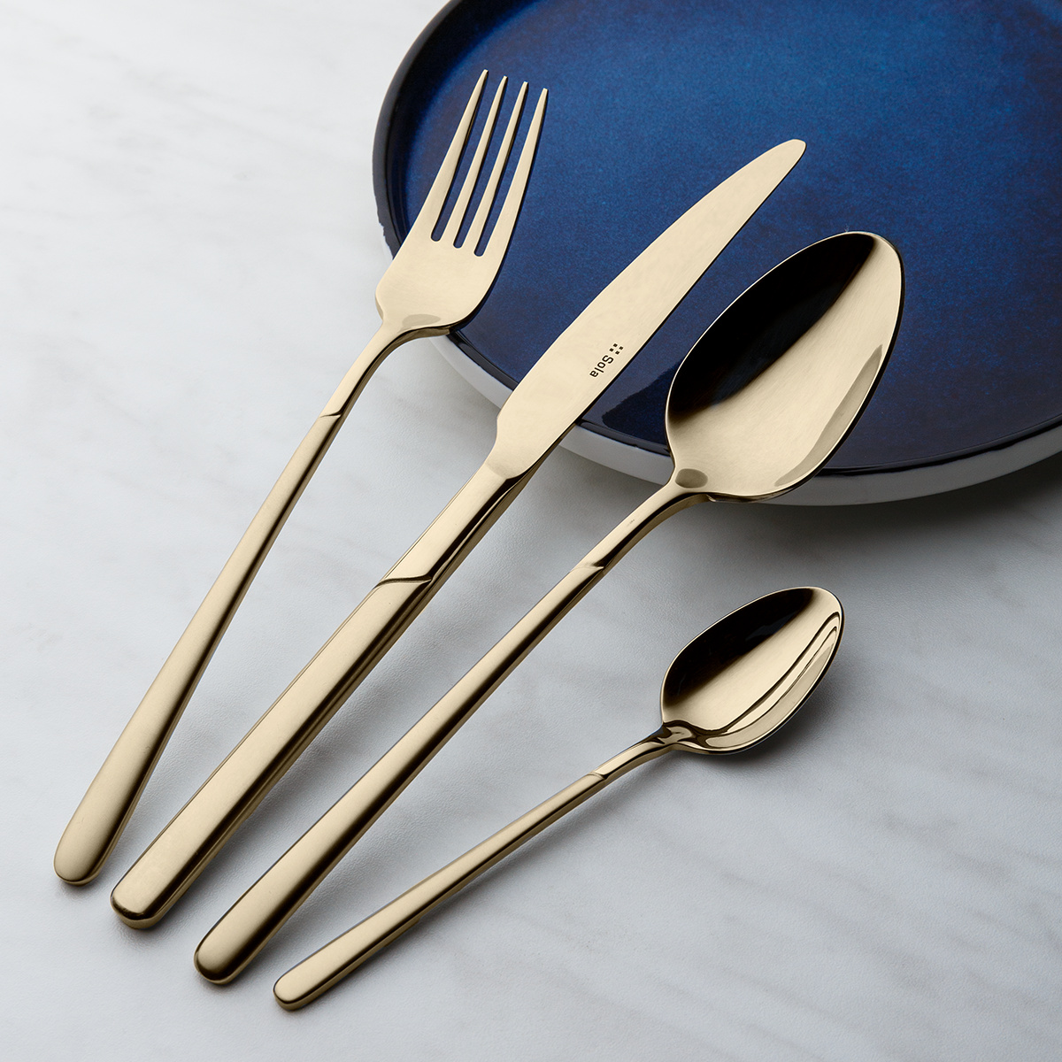 Jedilni pribor 16 kosov – Kyoto PVD Champagne peskan