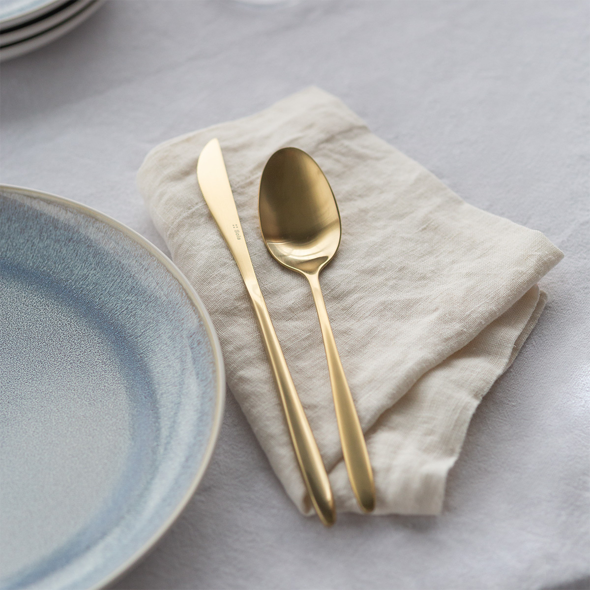 Set jedilnega pribora 16 delni Vivo champagne | Sola