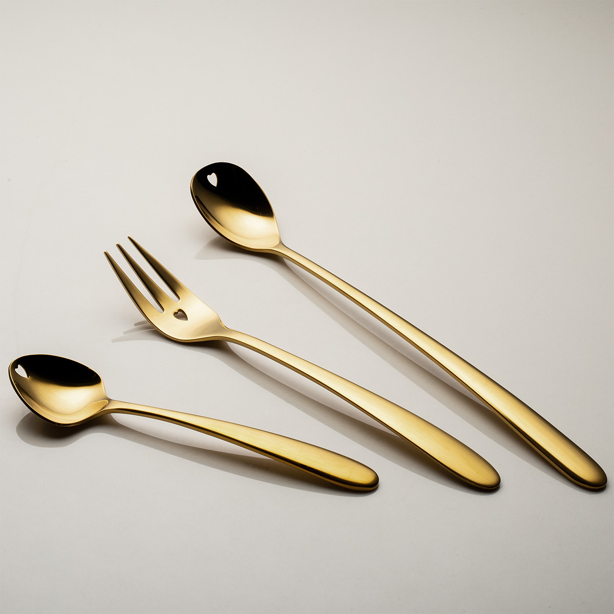 Darilni set s srčkom 6 kosov zlat | Love Cutlery