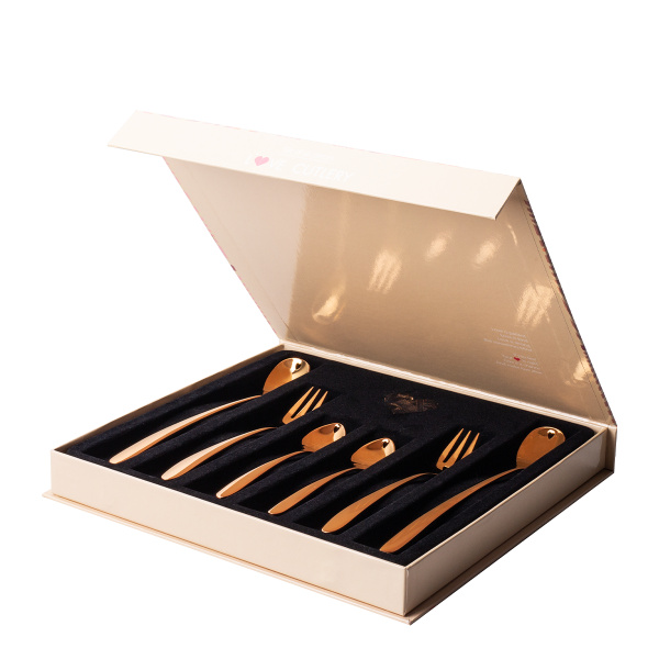 Darilni set s srčkom 6 kosov rožnato-zlat — Love Cutlery