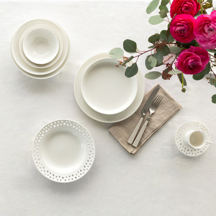 Porcelanasti set, perforiran 18 kosov – Flow