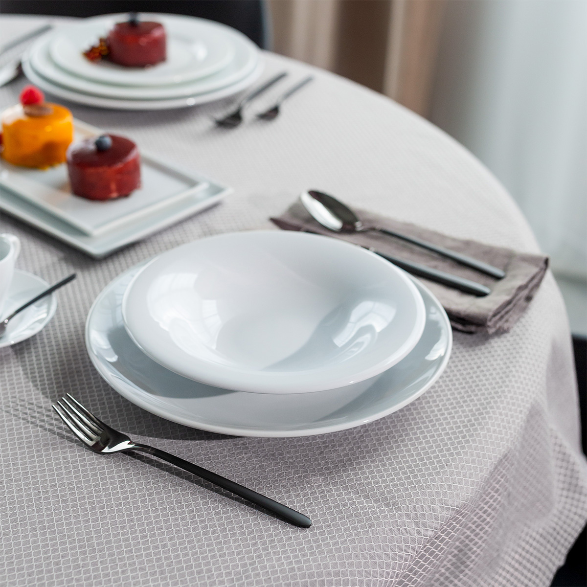 Globok krožnik 23 cm - Hotel Inn Chic