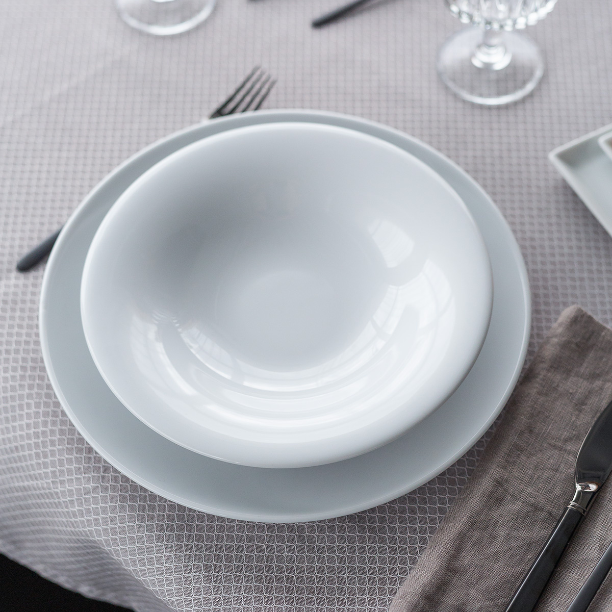 Globok krožnik 23 cm - Hotel Inn Chic