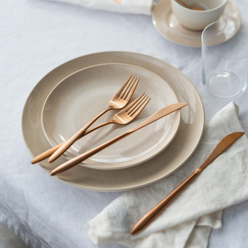 Komplet jedilnega pribora 16 kosov Vivo rose gold | Sola
