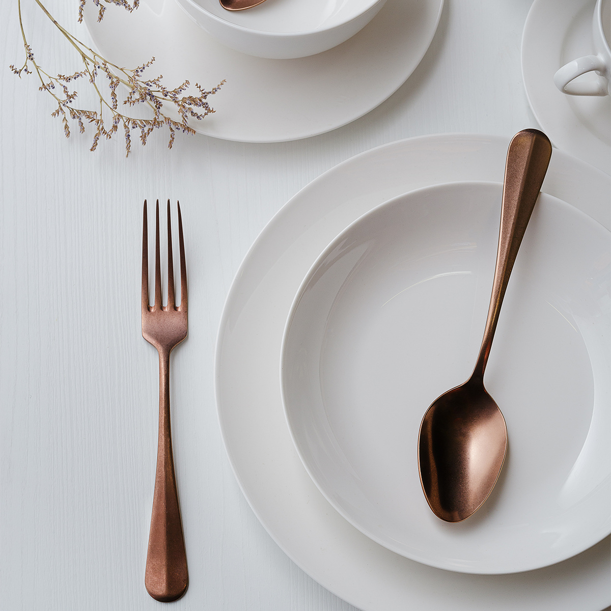 Porcelanasti set 28 kosov Flow bel | Lunasol