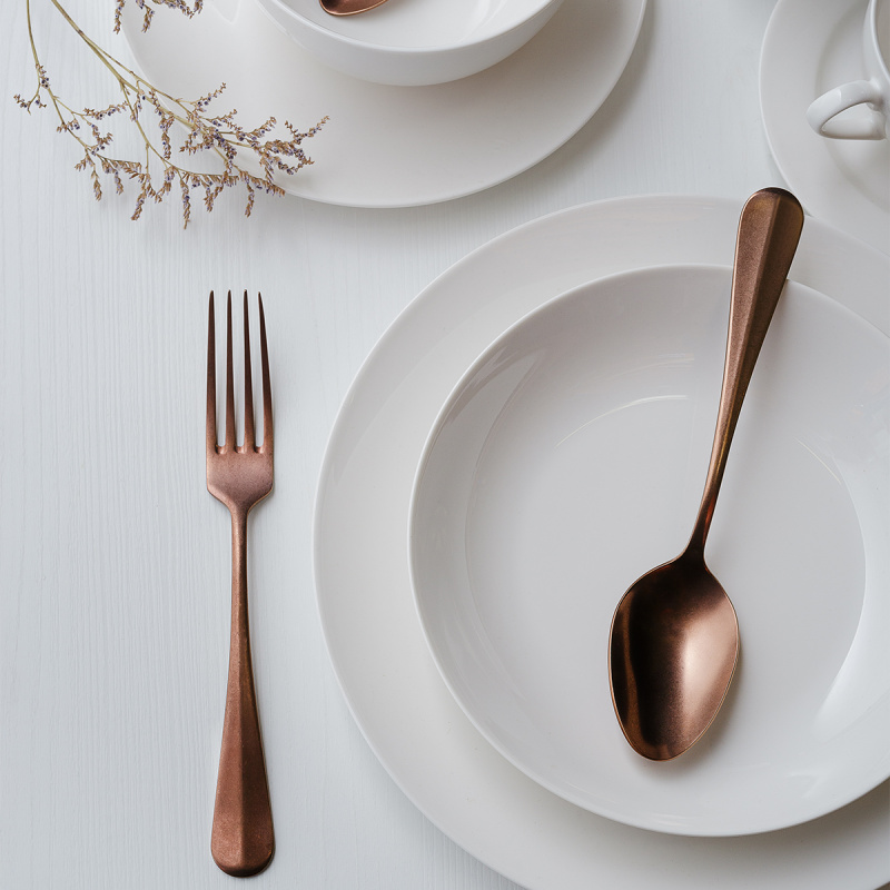 Porcelanasti set 28 kosov Flow bel | Lunasol