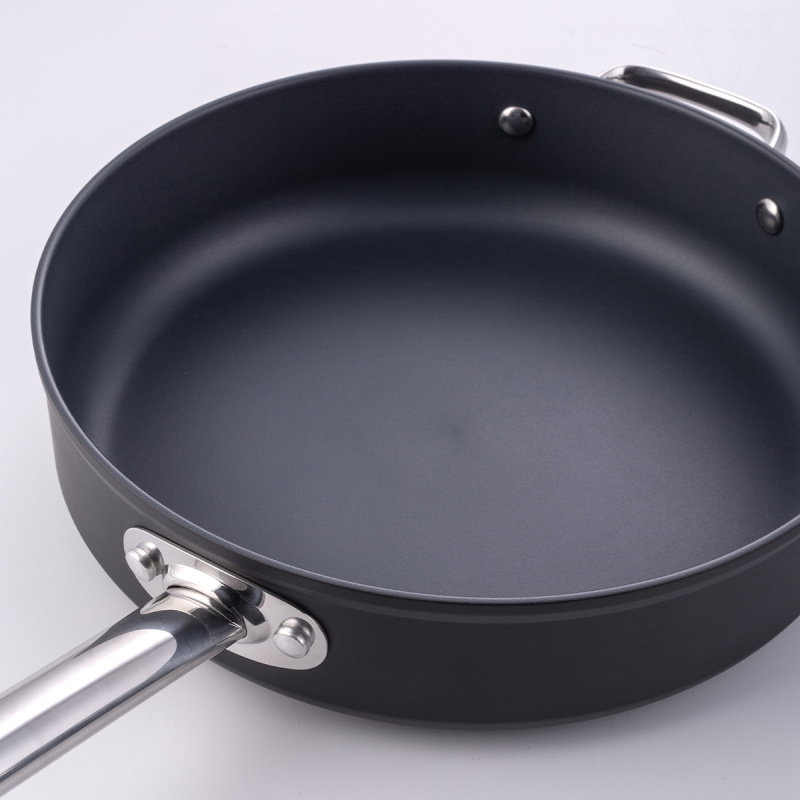 Ponev s titanovo prevleko Ø 28 cm - Saturn Terra Lunasol