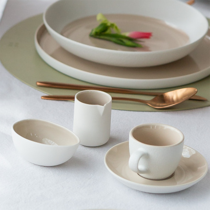 Mokka krožnik za skodelico 12 cm — Fine Dining Ash Frosty