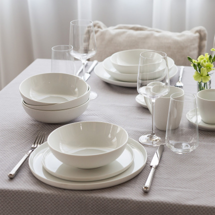 Komplet krožnikov 12 kosov — Fine Dining White