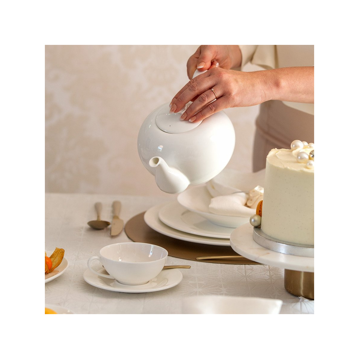 Beli porcelanasti čajnik 1,2 l - Premium Platinum Line