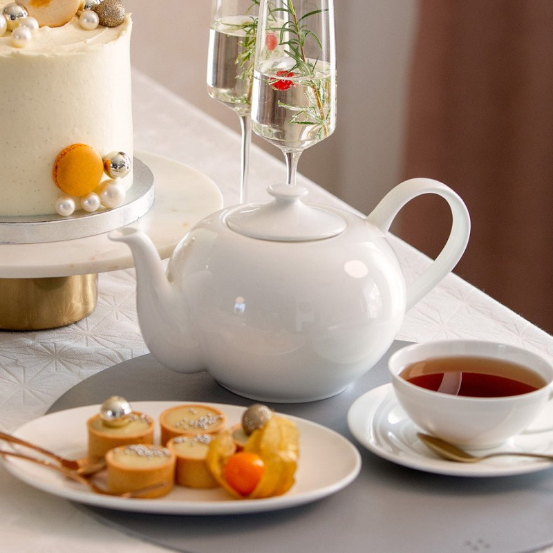 Beli porcelanasti čajnik 1,2 l - Premium Platinum Line