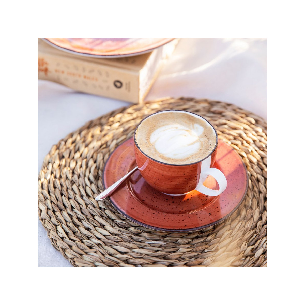 Kavni podstavek 16 cm rdeč - Hotel Inn Chic barvni