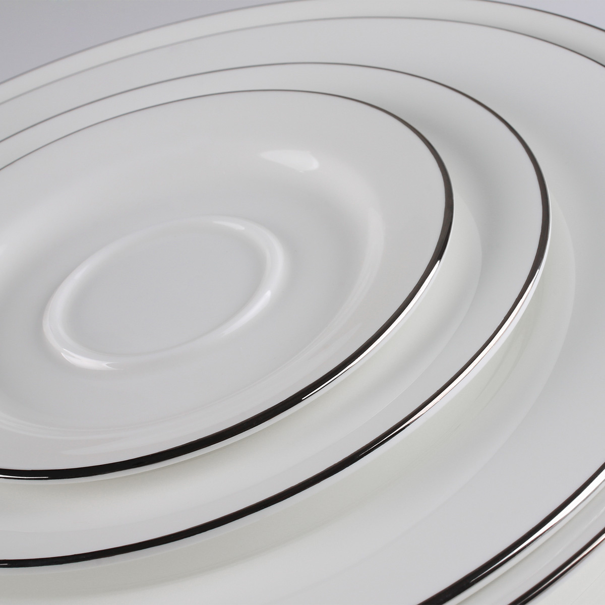 Porcelanasti set 52 kosov - Premium Platinum Line