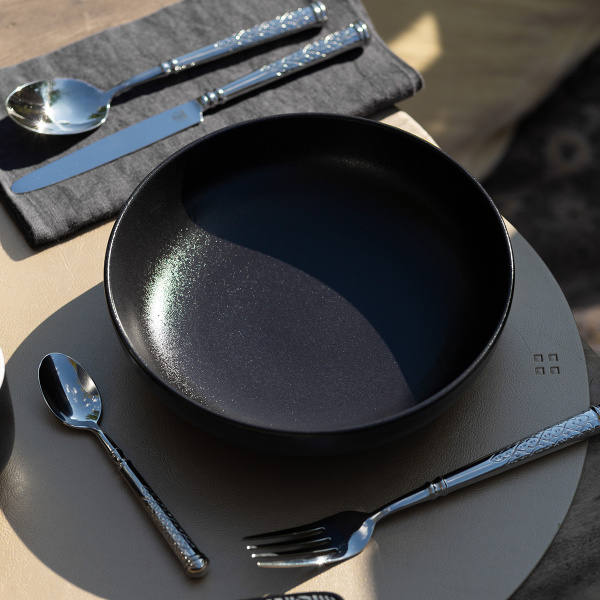 Globok krožnik U-Coupe 21 cm - Basic black mat
