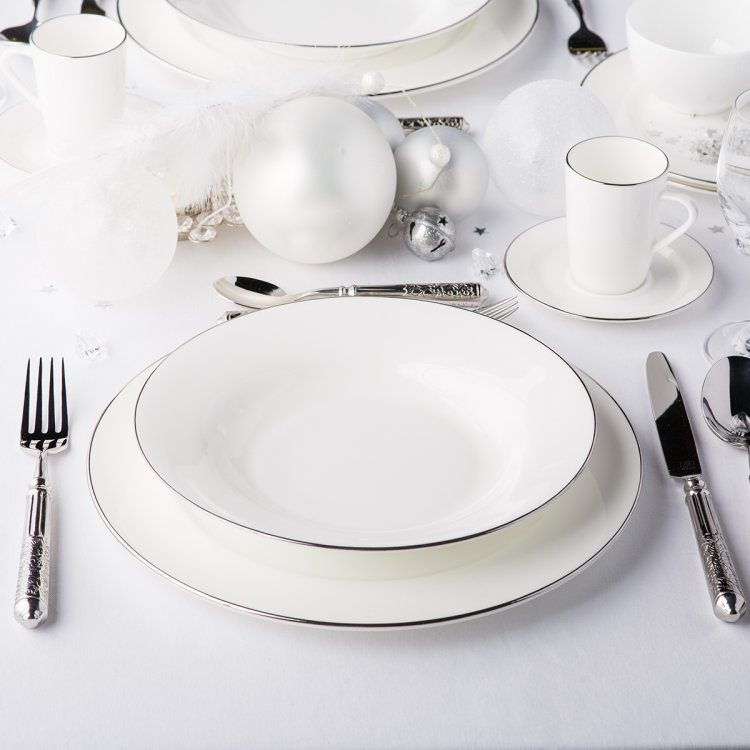 White and Grand Set Fine Dining za 4 osebe